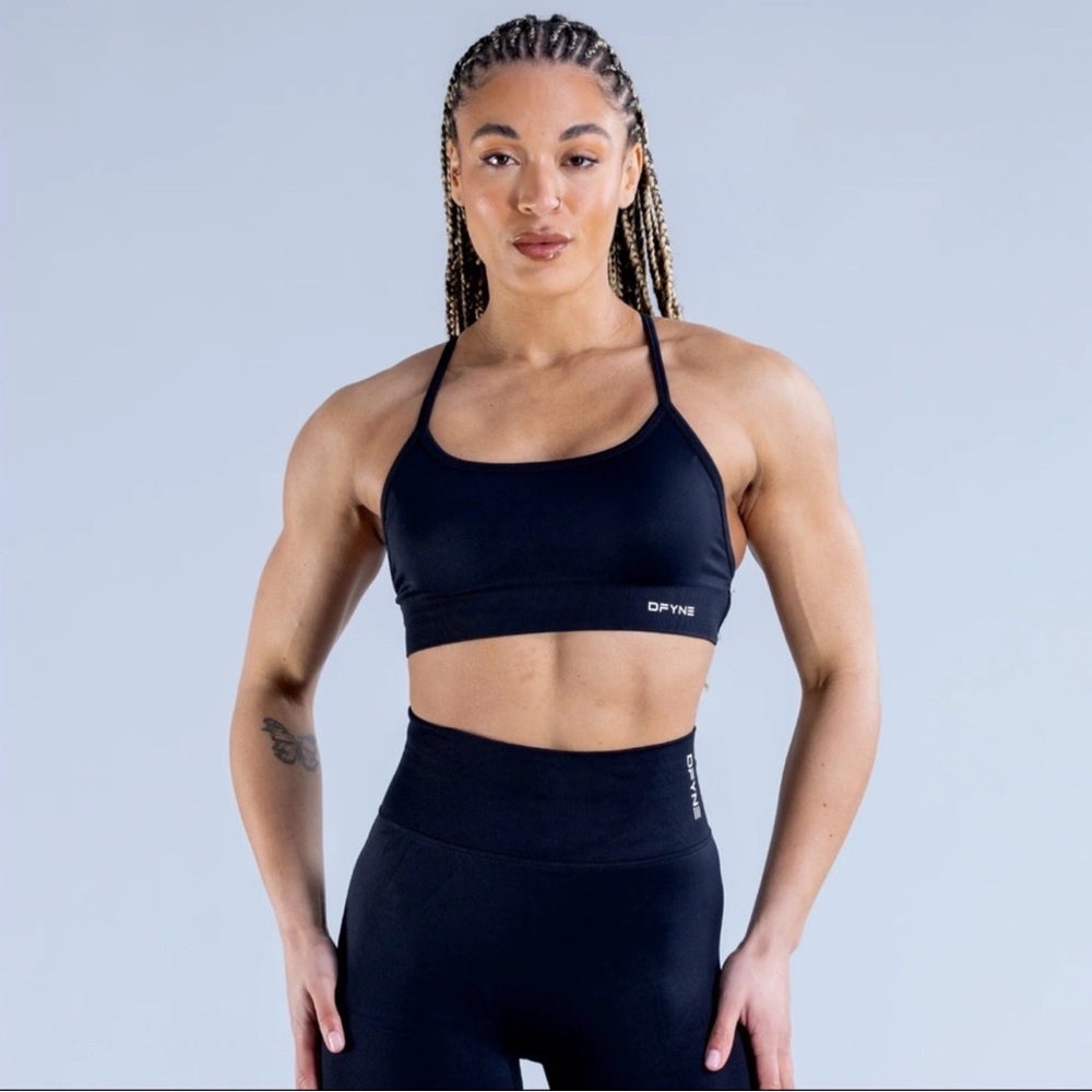 DFYNE dynamic backless sports bra